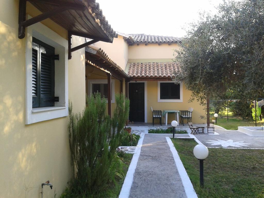 Villa Rododafni Roda  Luaran gambar